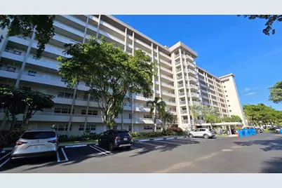 575 Oaks Lane #509, Pompano Beach, FL 33069 - Photo 1