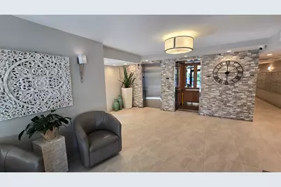 575 Oaks Lane #509, Pompano Beach, FL 33069 - Photo 2