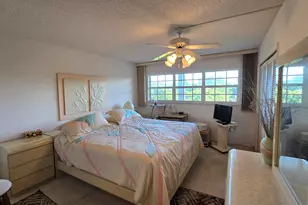 575 Oaks Ln, Pompano Beach, FL 33069 - Photo 8