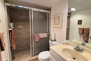 575 Oaks Ln, Pompano Beach, FL 33069 - Photo 14