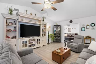 3822 SE Canvasback Pl, Stuart, FL 34997 - Photo 8