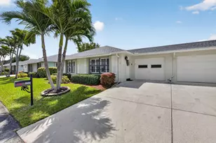 9800 Tabebuia Tree Dr, Boynton Beach, FL 33436 - Photo 6