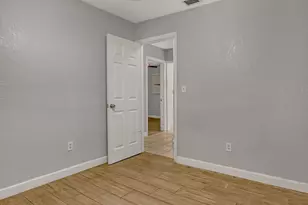 1031 NW 23rd Way, Fort Lauderdale, FL 33311 - Photo 18