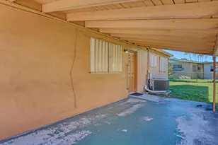 1031 NW 23rd Way, Fort Lauderdale, FL 33311 - Photo 24