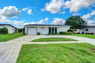 14608 Country Side Ln, Delray Beach, FL 33484 - Photo 2