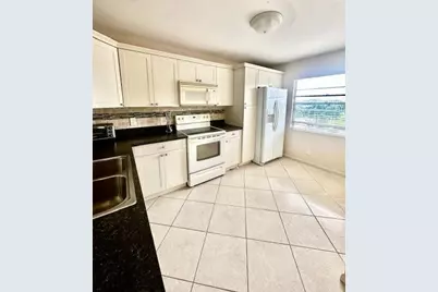 4001 Hythe A, Boca Raton, FL 33434 - Photo 2