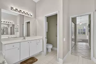 302 NW Toscane Tr, Port Saint Lucie, FL 34986 - Photo 24