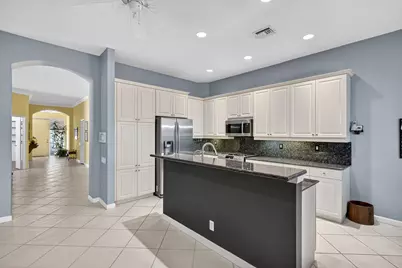 302 NW Toscane Trail, Port Saint Lucie, FL 34986 - Photo 10