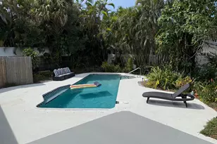 2415 Laurel Ln, Palm Beach Gardens, FL 33410 - Photo 1
