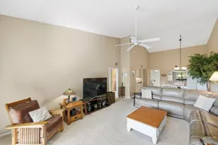 9430 Meadowood Dr, Fort Pierce, FL 34951 - Photo 14