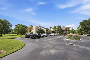 9430 Meadowood Dr, Fort Pierce, FL 34951 - Photo 30