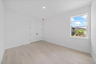 5007 Hickory Dr, Fort Pierce, FL 34982 - Photo 14