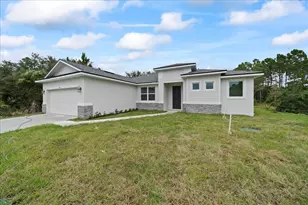 5007 Hickory Dr, Fort Pierce, FL 34982 - Photo 2