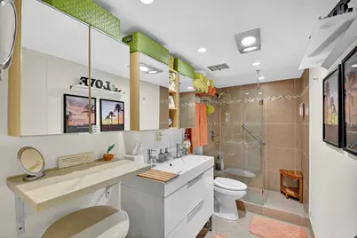 7 Golfs Edge #D, West Palm Beach, FL 33417 - Photo 4