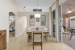 54 Windsor Ln, Palm Beach Gardens, FL 33418 - Photo 8