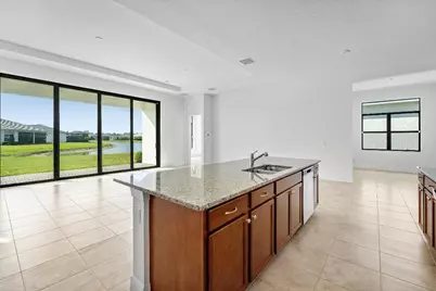 11344 SW Pietra Way, Port Saint Lucie, FL 34987 - Photo 6