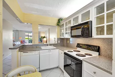 105 Paradise Harbour Boulevard #109, North Palm Beach, FL 33408 - Photo 6