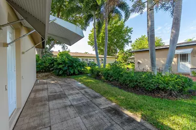 1042 North Drive #A, Delray Beach, FL 33445 - Photo 20