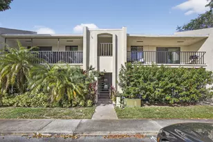 150 Pineview Rd, Jupiter, FL 33469 - Photo 2