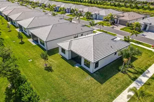 12555 SW Manatee Marsh Ter, Port Saint Lucie, FL 34987 - Photo 26