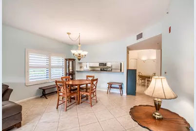 800 Uno Lago Drive #105, Juno Beach, FL 33408 - Photo 8