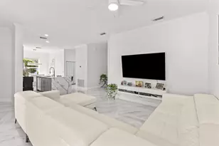 10880 SW Stephanie Way, Port Saint Lucie, FL 34987 - Photo 12