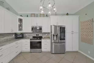 5411 Place Lake Dr, Fort Pierce, FL 34951 - Photo 10