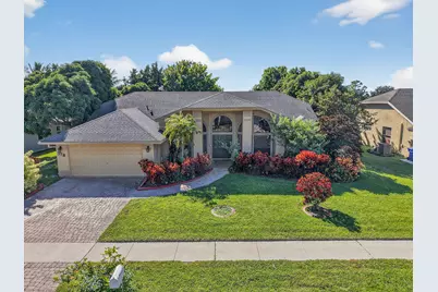 172 Monterey Way, West Palm Beach, FL 33411 - Photo 1