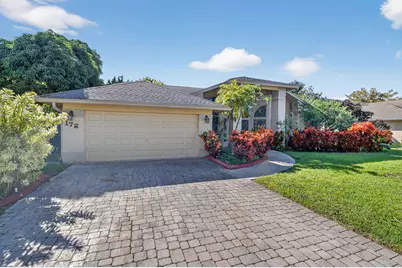 172 Monterey Way, Royal Palm Beach, FL 33411 - Photo 4