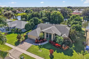 172 Monterey Way, Royal Palm Beach, FL 33411 - Photo 2