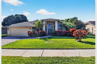 172 Monterey Way, West Palm Beach, FL 33411 - Photo 2