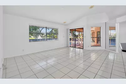 172 Monterey Way, West Palm Beach, FL 33411 - Photo 14