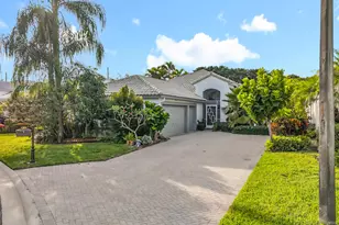 11853 Fountainside Cir, Boynton Beach, FL 33437 - Photo 4