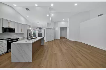 7548 Lexington Club Boulevard #B, Delray Beach, FL 33446 - Photo 16