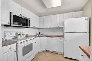 2182 NE 1st Way, Boynton Beach, FL 33435 - Photo 4