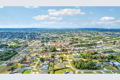 684 SW Jada Road, Port Saint Lucie, FL 34953 - Photo 10