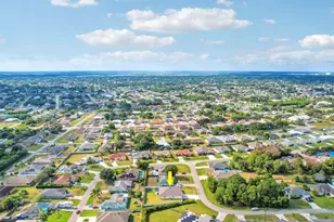 684 SW Jada Rd, Port Saint Lucie, FL 34953 - Photo 10