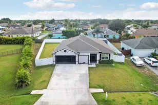 684 SW Jada Rd, Port Saint Lucie, FL 34953 - Photo 2