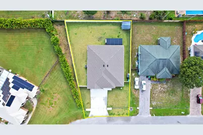 684 SW Jada Road, Port Saint Lucie, FL 34953 - Photo 4