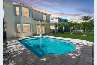 11728 SW Bennington Circle, Port Saint Lucie, FL 34987 - Photo 2