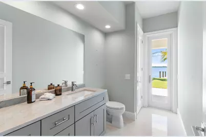 526 Point Lane, Vero Beach, FL 32963 - Photo 28