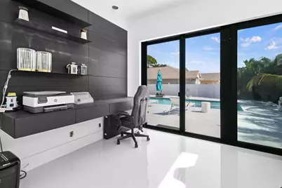 1389 SW Bayshore Boulevard, Port Saint Lucie, FL 34983 - Photo 10