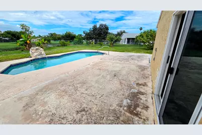 2209 SE E Dunbrooke Circle, Port Saint Lucie, FL 34952 - Photo 8