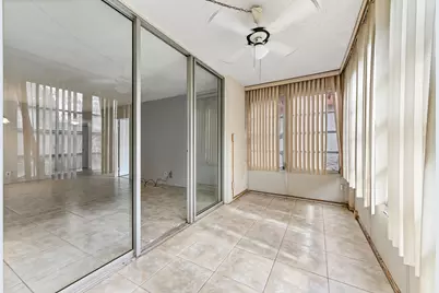 2650 NW 49th Avenue #422, Lauderdale Lakes, FL 33313 - Photo 16