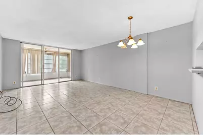 2650 NW 49th Avenue #422, Lauderdale Lakes, FL 33313 - Photo 6