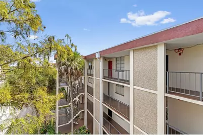 2650 NW 49th Avenue #422, Lauderdale Lakes, FL 33313 - Photo 2