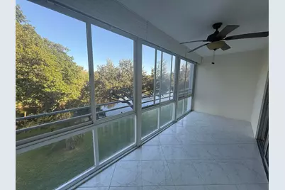 3027 Newport H, Deerfield Beach, FL 33442 - Photo 4