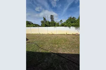 8278 Sand Pine Circle, Port Saint Lucie, FL 34952 - Photo 32