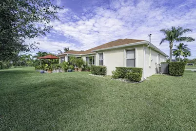2290 SE Baron Street, Port Saint Lucie, FL 34952 - Photo 2
