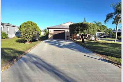 20 Silver Oak Drive, Port Saint Lucie, FL 34952 - Photo 2